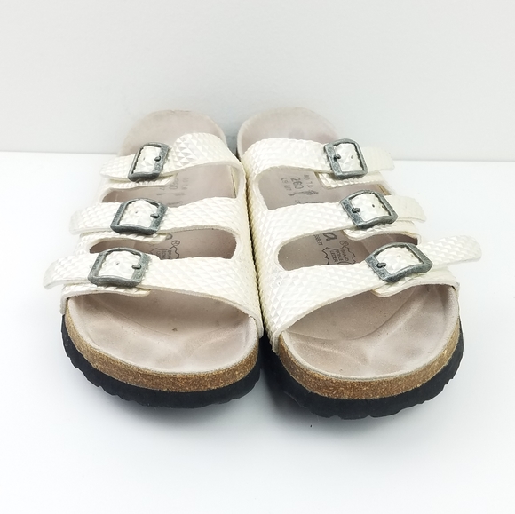 Birkenstock Betula diamond embossed sandals - Picture 10 of 11